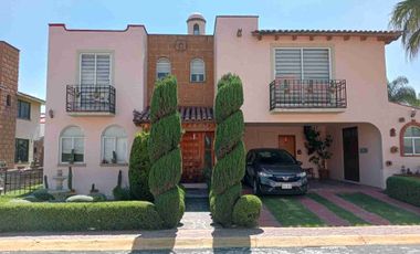 Hermosa casa en venta en Fracc. San José, Tepotzotlán