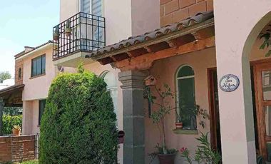 Hermosa casa en venta en Fracc. San José, Tepotzotlán