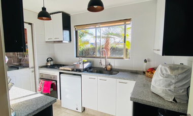 ARRIENDO CASA PROVENZAL CHICUREO NORTE COLEGIO HIGHLAND, CABO DE HORNOS, PUMAHUE