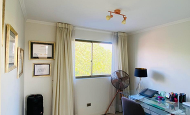 ARRIENDO CASA PROVENZAL CHICUREO NORTE COLEGIO HIGHLAND, CABO DE HORNOS, PUMAHUE