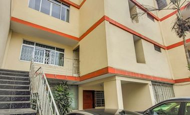 OPORTUNIDAD VENDO CASA COMO TERRENO  - 511 M2 -  URB. LOS JARDINES-SAN MARTIN DE PORRES