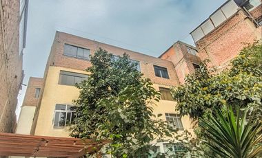 OPORTUNIDAD VENDO CASA COMO TERRENO  - 511 M2 -  URB. LOS JARDINES-SAN MARTIN DE PORRES