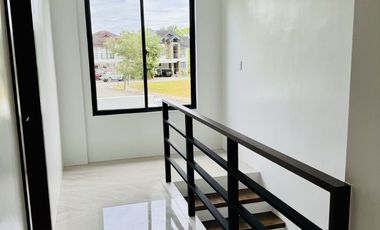 194 sqm Brand New House in Greenfield City, Sta. Rosa Laguna