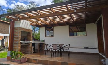 🏡 ¡Vive en Cotacachi, rodeado de naturaleza en tu nuevo hogar! 🌿✨ Live in Cotacachi surrounded by nature in your new home! 🌿