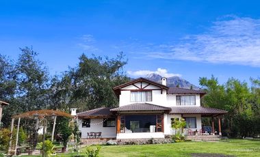 🏡 ¡Vive en Cotacachi, rodeado de naturaleza en tu nuevo hogar! 🌿✨ Live in Cotacachi surrounded by nature in your new home! 🌿