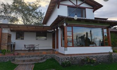 🏡 ¡Vive en Cotacachi, rodeado de naturaleza en tu nuevo hogar! 🌿✨ Live in Cotacachi surrounded by nature in your new home! 🌿