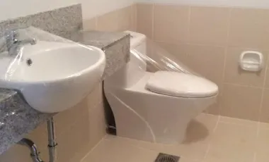 ALEA CONDO 2BR. W/ BALCONY,SERVICE AREA & PARKING 6.2 M