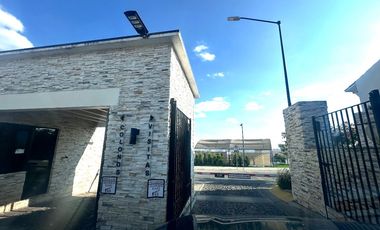 RENTA DE CASA AMUEBLADA  EN LOMBARDIA CASA CLUB CON ALBERCA