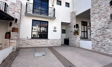 RENTA DE CASA AMUEBLADA  EN LOMBARDIA CASA CLUB CON ALBERCA