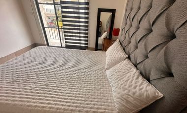 RENTA DE CASA AMUEBLADA  EN LOMBARDIA CASA CLUB CON ALBERCA