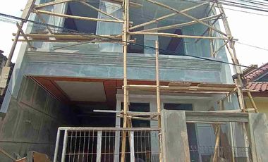 Rumah Kampung 2 lantai Bisa KPR bank