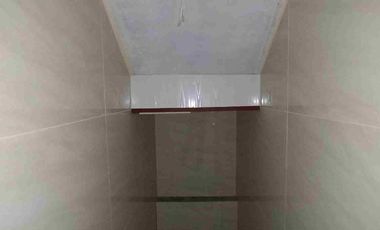 Rumah Kampung 2 lantai Bisa KPR bank