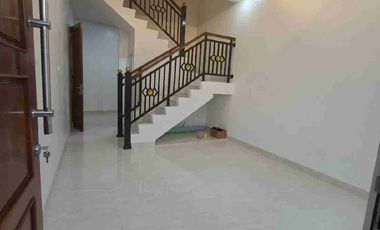 Rumah Kampung 2 lantai Bisa KPR bank