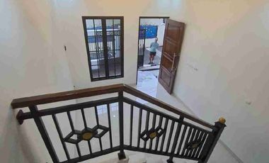 Rumah Kampung 2 lantai Bisa KPR bank