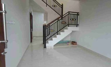 Rumah Kampung 2 lantai Bisa KPR bank