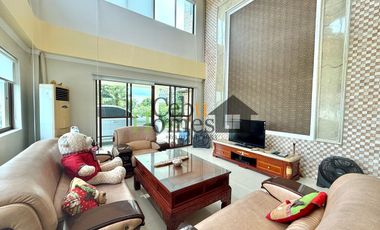 Grand 7 Bedroom House for Rent in Amara