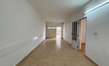 Zona COTO, Ituzaingó entre Italia y Libertad - Casa en Venta