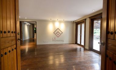 FOR SALE/RENT Corner 4BR House with Pool in Ayala Alabang Village, Muntinlupa - RH154