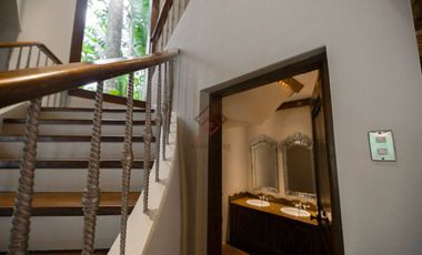 FOR SALE/RENT Corner 4BR House with Pool in Ayala Alabang Village, Muntinlupa - RH154