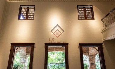 FOR SALE/RENT Corner 4BR House with Pool in Ayala Alabang Village, Muntinlupa - RH154