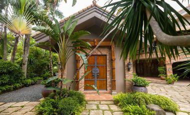 FOR SALE/RENT Corner 4BR House with Pool in Ayala Alabang Village, Muntinlupa - RH154