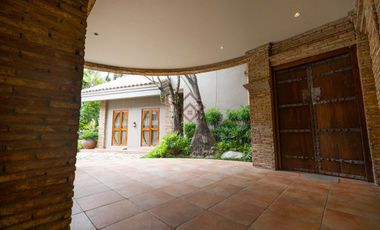 FOR SALE/RENT Corner 4BR House with Pool in Ayala Alabang Village, Muntinlupa - RH154