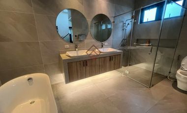 FOR SALE Modern 3-Storey House with Pool in Ayala Alabang Village, Muntinlupa - SH128