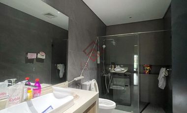 FOR SALE Modern 3-Storey House with Pool in Ayala Alabang Village, Muntinlupa - SH128