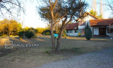 VENDEMOS Hermosa y amplia casa en Parcelación Privada