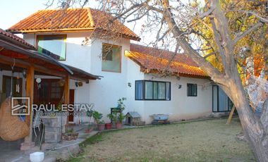 VENDEMOS Hermosa y amplia casa en Parcelación Privada