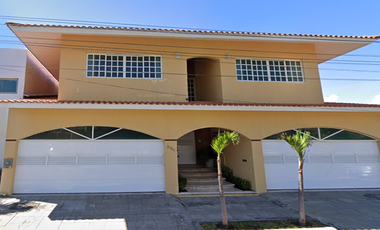 CASA EN VENTA UBICADA EN , BLVR DEL MAR , COSTA DE ORO , VERACRUZ