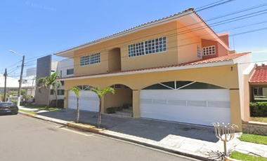 CASA EN VENTA UBICADA EN , BLVR DEL MAR , COSTA DE ORO , VERACRUZ