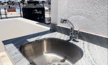 VENTA CASA BOSQUES DE SAN ISIDRO, COTO MAESTRANZA EN ZAPOPAN; JALISCO.