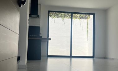 VENTA CASA BOSQUES DE SAN ISIDRO, COTO MAESTRANZA EN ZAPOPAN; JALISCO.