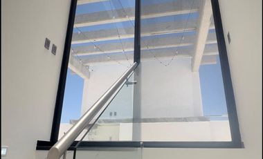 VENTA CASA BOSQUES DE SAN ISIDRO, COTO MAESTRANZA EN ZAPOPAN; JALISCO.