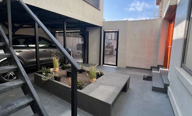 CASA FAMILIAR EN SECTOR CENTRO SUR