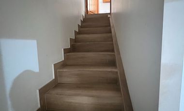 CASA FAMILIAR EN SECTOR CENTRO SUR