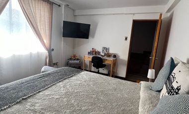 CASA FAMILIAR EN SECTOR CENTRO SUR