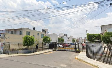CASA EN VENTA EN RESIDENCIAL ALAMEDA CERCA DE PLAZA PATIO QUERETARO