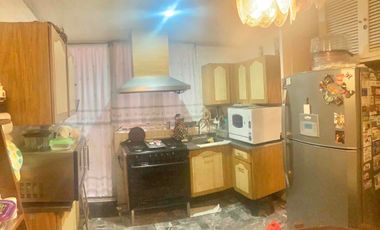 CASA EN UNA EXCELENTE UBICACIÓN EN CALLE CERRADA CON VIGILANCIA 24HRS.