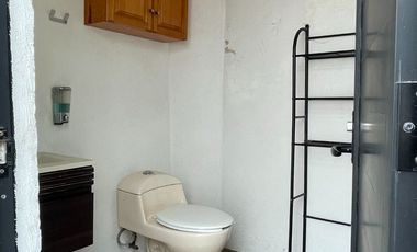 Venta de casa Moderna con gran Terraza en Ampl. Sinatel.