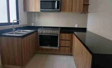 Amplia casa en renta en Arboreto Residencial Verde