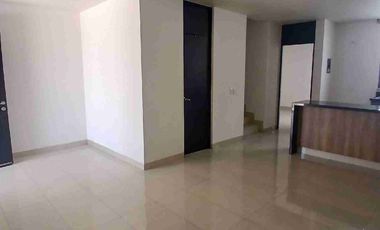 Amplia casa en renta en Arboreto Residencial Verde