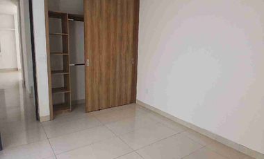 Amplia casa en renta en Arboreto Residencial Verde