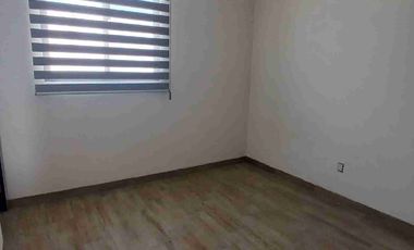 Amplia casa en renta en Arboreto Residencial Verde