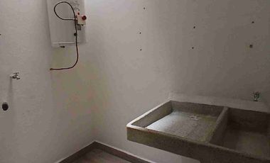 Amplia casa en renta en Arboreto Residencial Verde