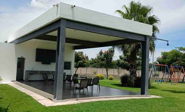 Amplia casa en renta en Arboreto Residencial Verde