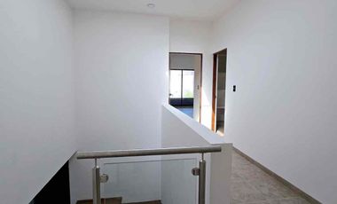 Casa en venta dentro de privada  Residencial Royal Campestre 200 mts2