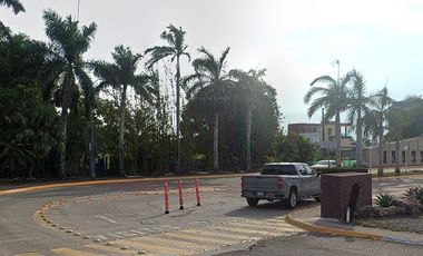 CASA EN REMATE EN FRACCIONAMIENTO LAS PALMAS MEDELLIN DE BRAVO VERACRUZ