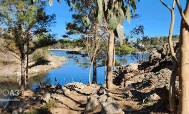 PROPIEDAD CON COSTA DE LAGO LOS MOLINOS EN POTRERO DE GARAY